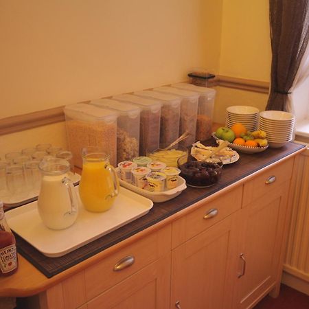 ハロゲート The Dales Bed & Breakfast エクステリア 写真
