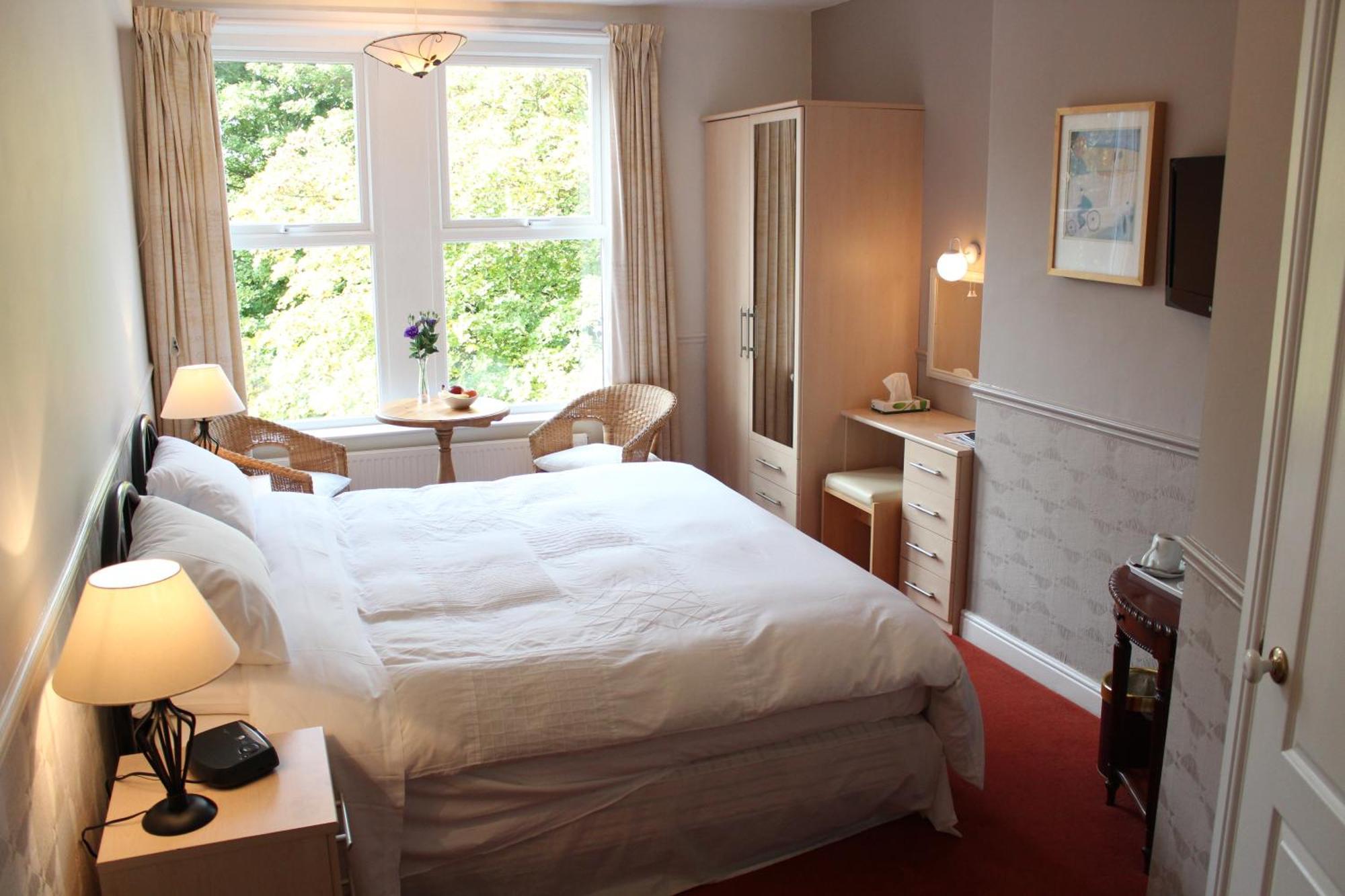 ハロゲート The Dales Bed & Breakfast エクステリア 写真