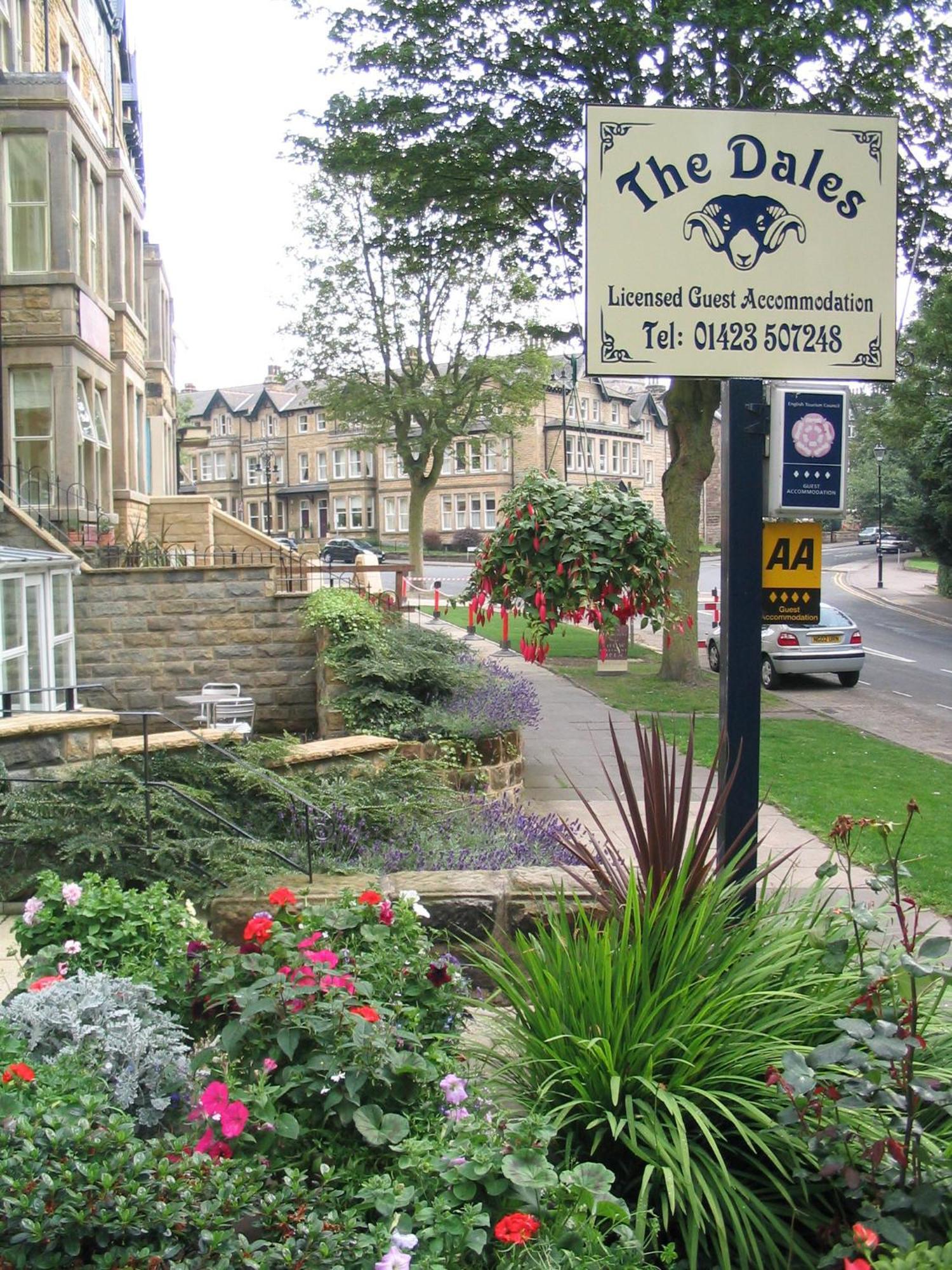 ハロゲート The Dales Bed & Breakfast エクステリア 写真